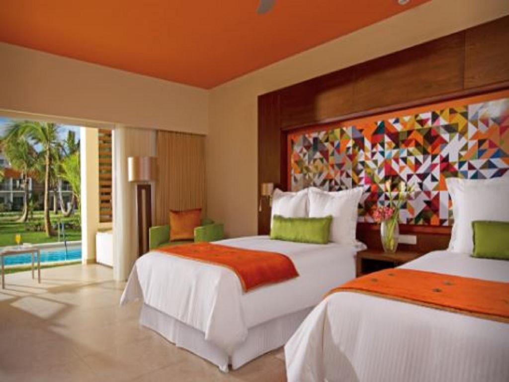 Breathless Punta Cana Resort & Spa (Adults Only) Eksteriør bilde A room at the Hard Rock Hotel