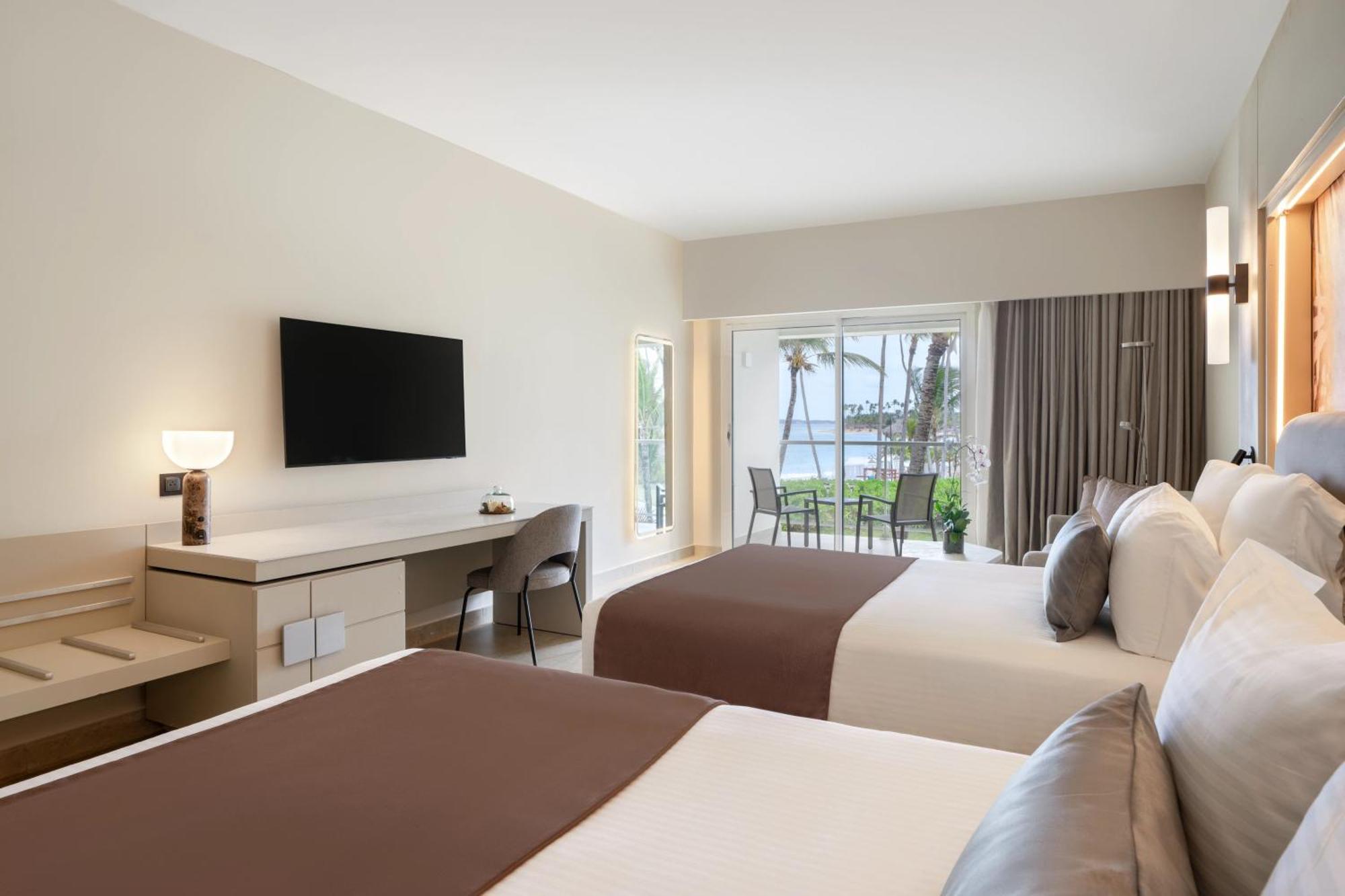 Breathless Punta Cana Resort & Spa (Adults Only) Eksteriør bilde A room at the Hilton San Diego Bayfront
